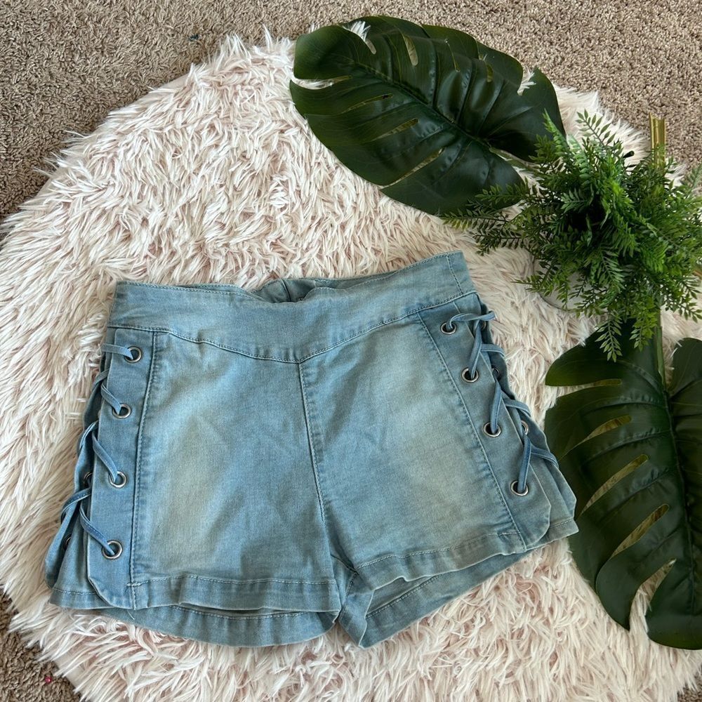 Bamboo Y2K High Waist Light Blue Wash Stretch Lace Up Side Hot Pant‎ Shorts 5/6